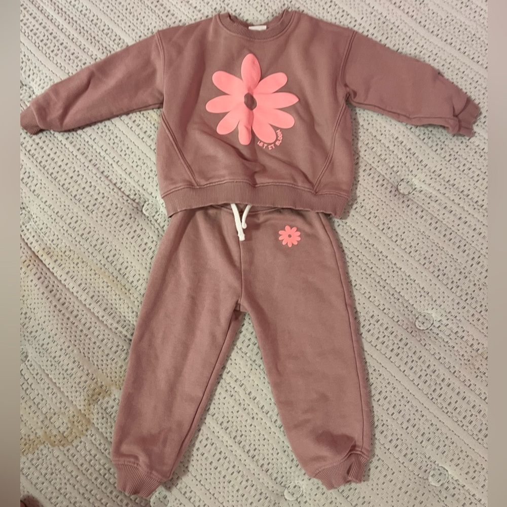 Matching set for toddlers